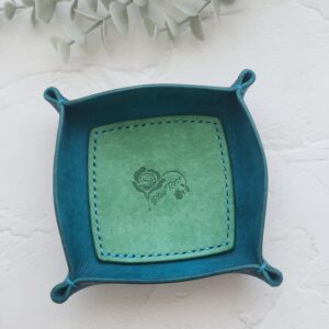 MARGOT / マルゴー I トルケーぜとメンタ　帰宅後、鍵の置き場に迷わない 本革レザートレイ